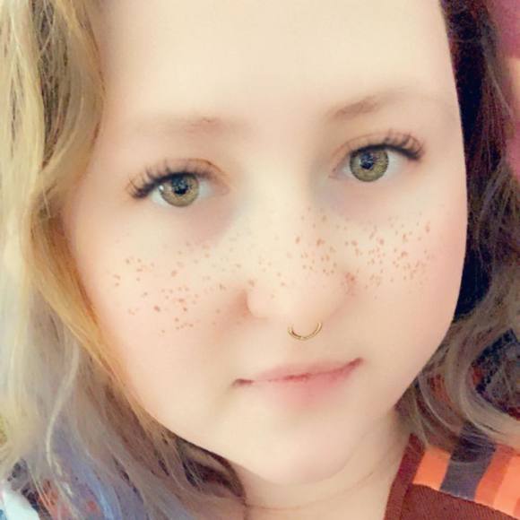 Meet your Posher, Megan - Picture 1 of 1